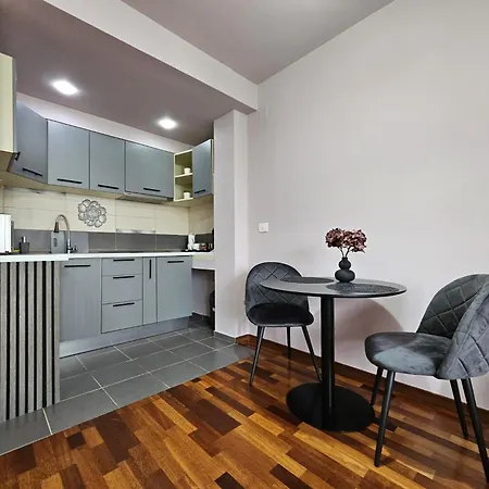 Sweet Self Check-in *