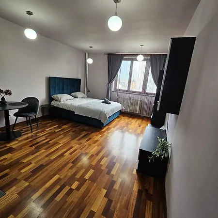 Sweet Self Check-in * Temeşvar